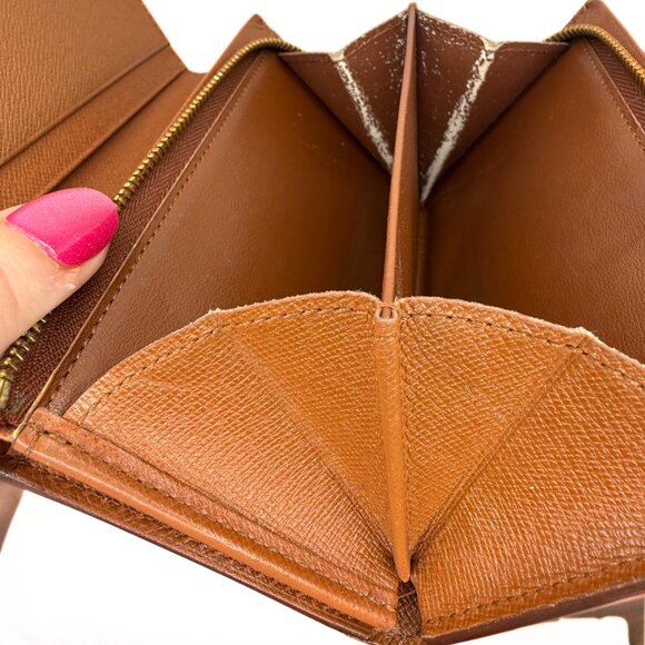 Louis Vuitton Monogram Porte Monnaie Tresor Wallet - Picture 12 of 17